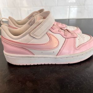 Nike Court Borough Low Little Kids Size 13.5